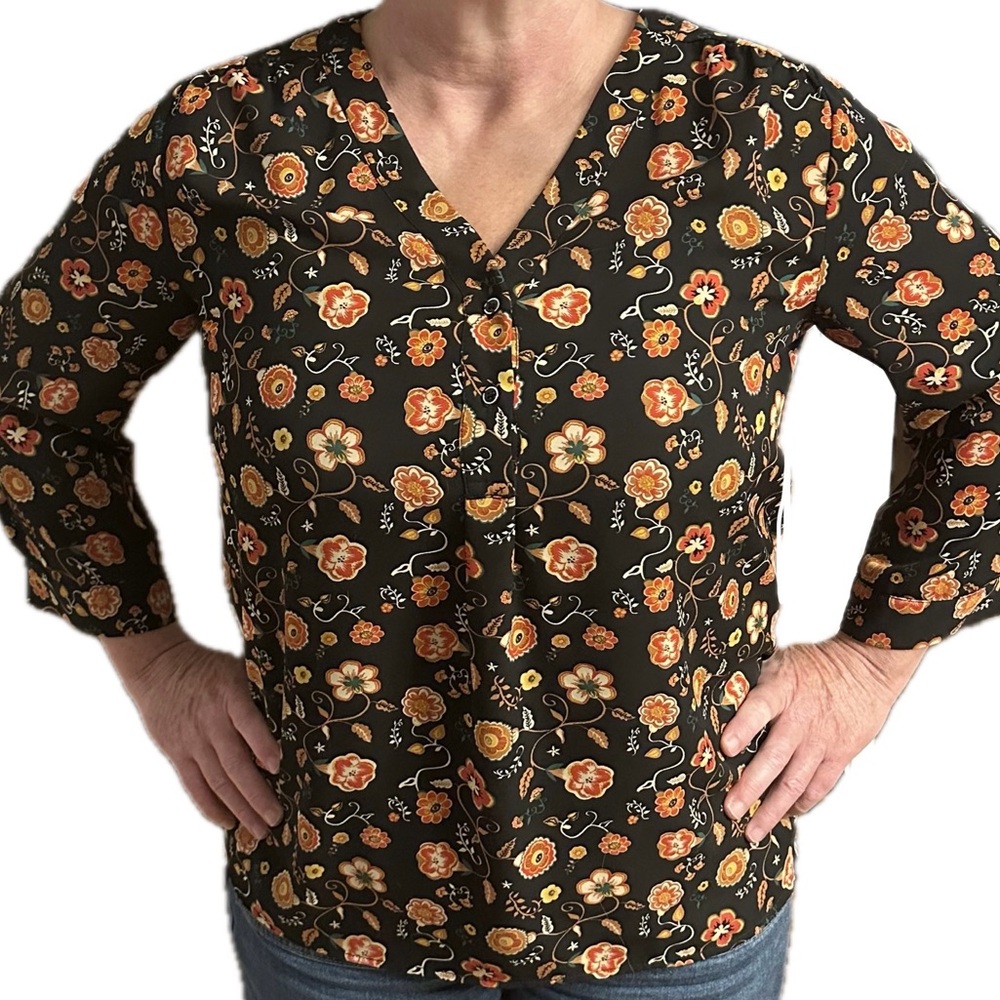 Simons Floral V-Neck Blouse - L